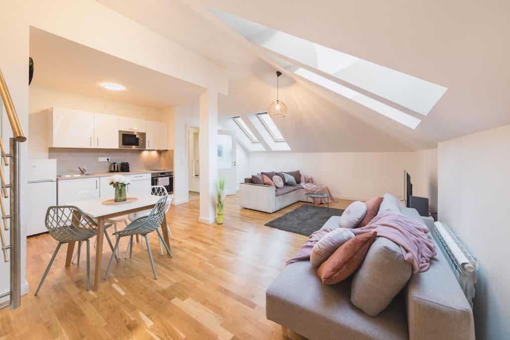 Royal Loft 110m2 Praga
